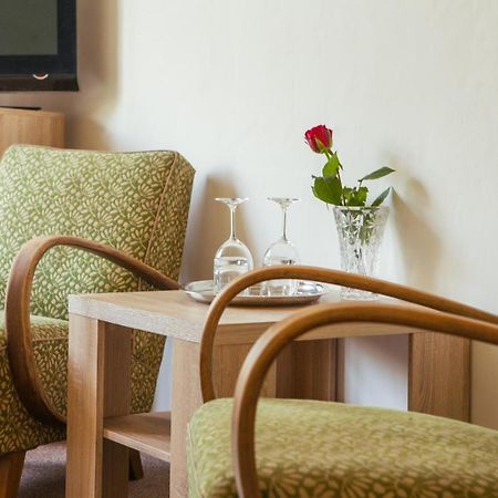 Pension Berten Strasice Strasice  Экстерьер фото